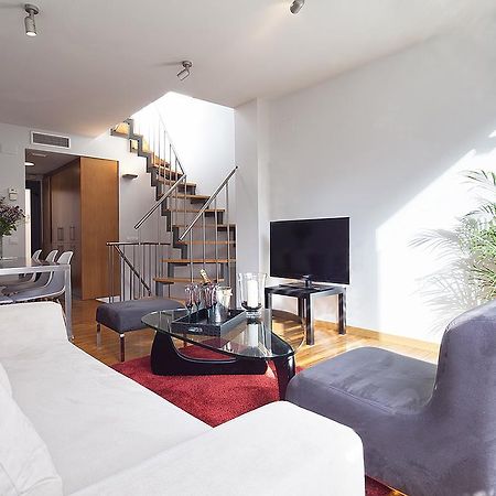 Apartment Barcelona Rentals - Penthouse With Terrace Kültér fotó